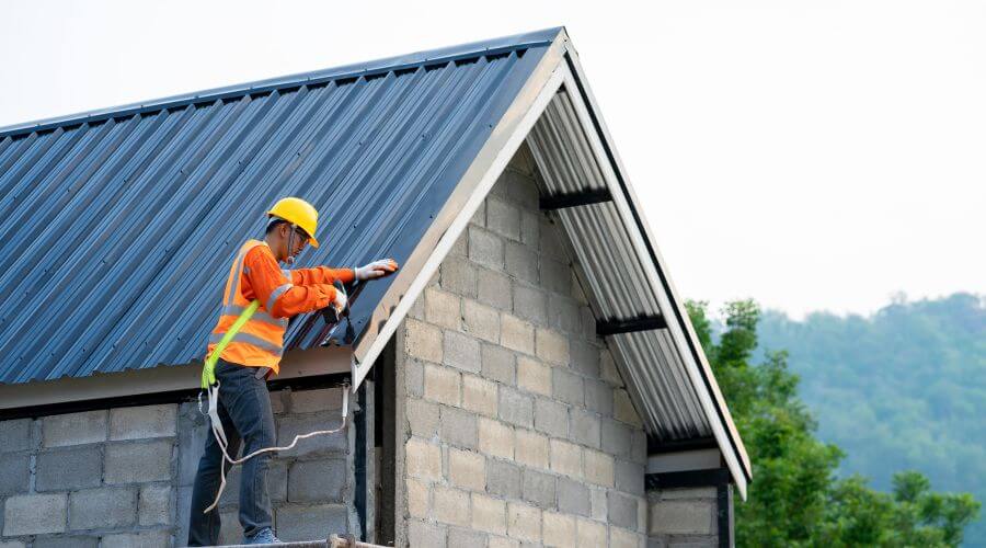Expert Emergency Roof Repairs services in Simpson, LA